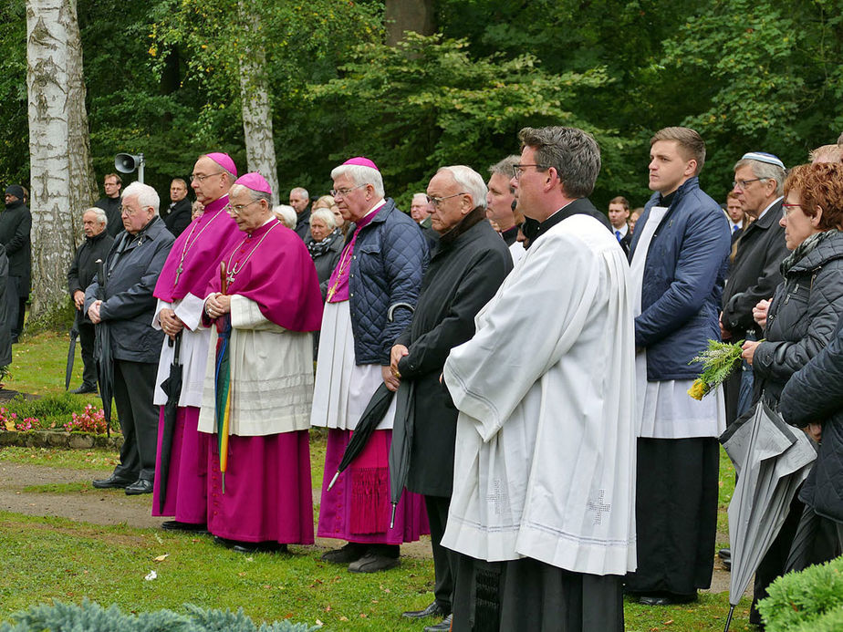 Pontifikalrequiem und Beisetzung von Weihbischof em. Johannes Kapp (Foto: Karl-Franz Thiede)